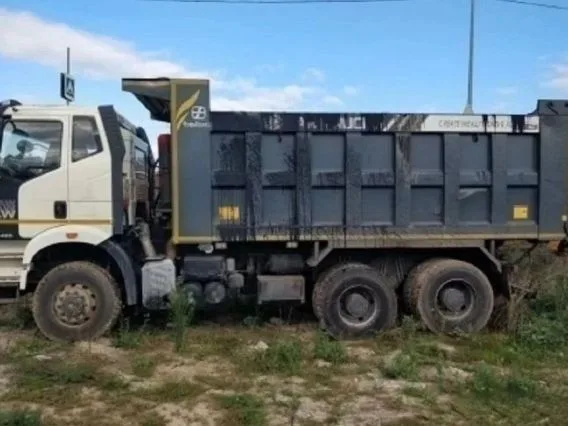 Самосвал FAW J6 2023 года б/у фото 4