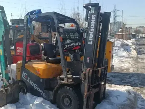 Вилочный погрузчик LIUGONG CPCD15 2024 года б/у