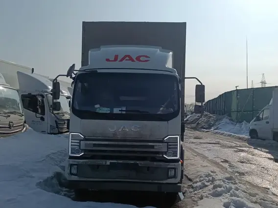 Тентованный грузовик JAC N120L 2024 года б/у фото 2