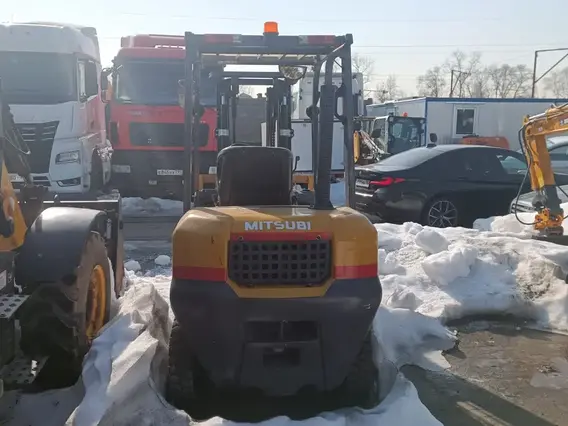 Вилочный погрузчик MITSUBI FD25T 2023 года б/у фото 5
