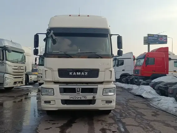 Седельный тягач Камаз 5490 2022 года б/у фото 2