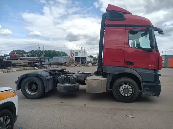 Седельный тягач Mercedes-Benz Actros 2021 года б/у фото 7