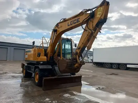 Экскаватор LGCE E7150F 2023 года б/у