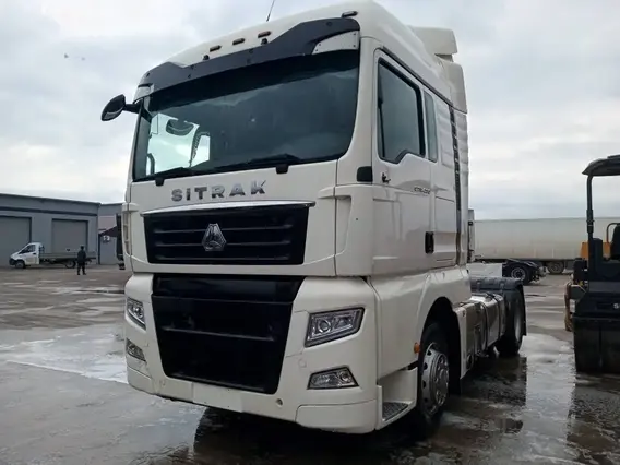 Седельный тягач SITRAK c7h 2023 года б/у фото 3