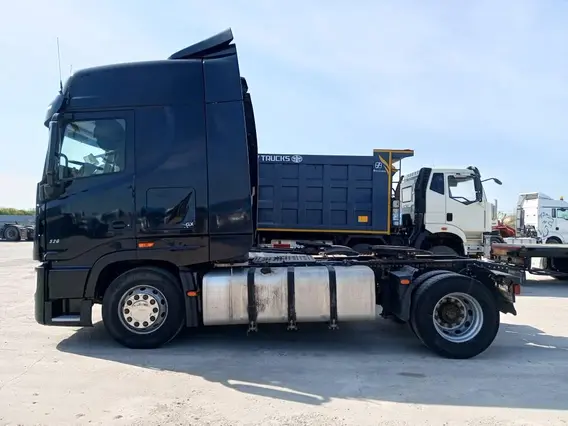 Седельный тягач Dongfeng DFH4180 2023 года б/у фото 4