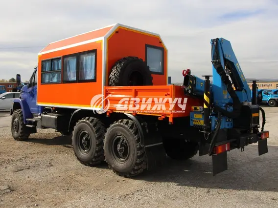 Грузопассажирский автомобиль Урал 4320  б/у