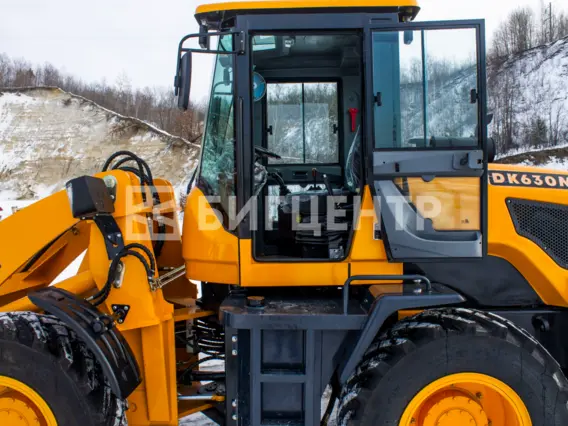 Фронтальный погрузчик AMUR DK630M 2021 года новый фото 11