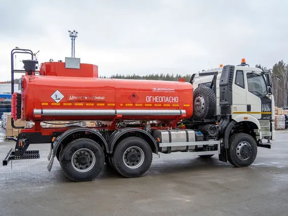 Автотопливозаправщик FAW 3250 2025 года новый фото 5
