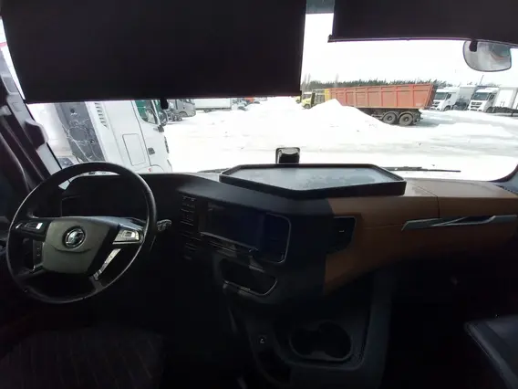 Седельный тягач Shacman SX4188YY381 2023 года б/у фото 6