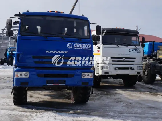 Тягач Камаз 43118 б/у