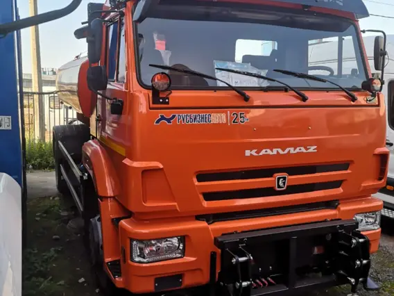 Дорожно-уборочный автомобиль Камаз 43253 2020 года новый