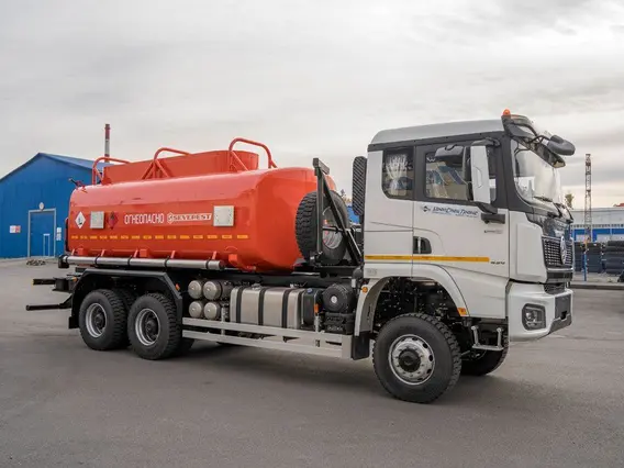 Автотопливозаправщик Shacman SX32586V385 2025 года новый фото 5