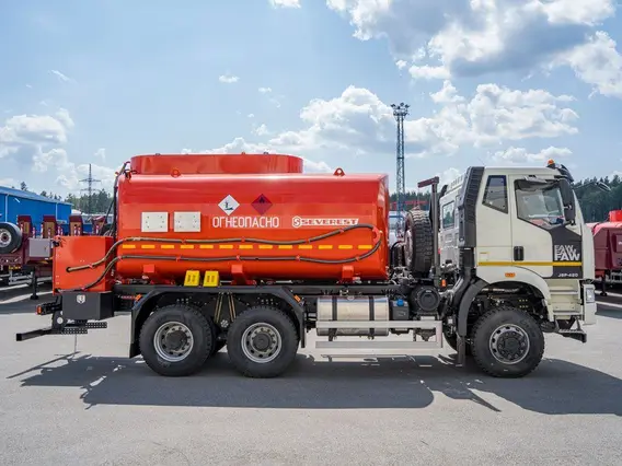 Автотопливозаправщик FAW 3250 2025 года новый фото 5