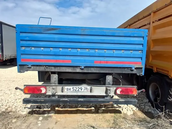 Бортовой полуприцеп ТЗА 588513 2024 года б/у фото 6