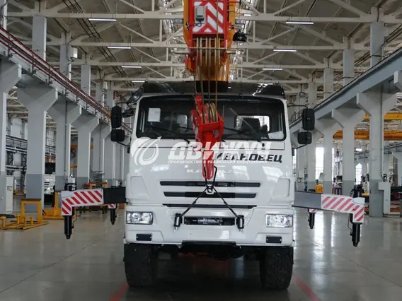 Автокран Камаз 43118 б/у фото 11