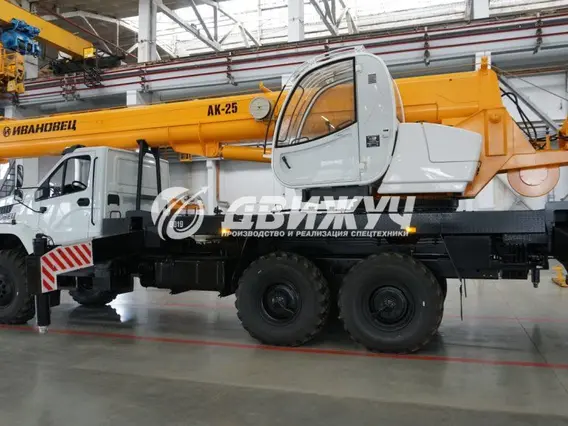 Автокран Урал 4320 NEXT  б/у фото 8