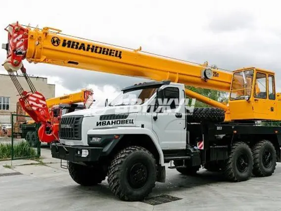 Автокран Урал 4320 NEXT  б/у