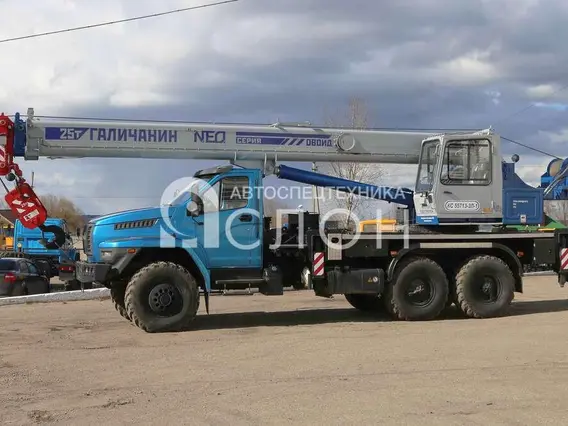 Автокран Урал 4320 NEXT 2026 года новый фото 3