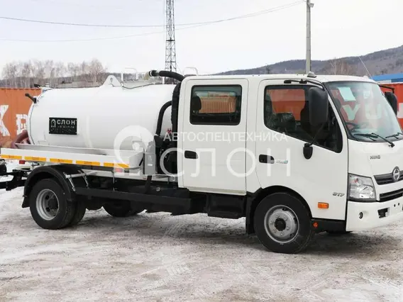 Вакуумная автоцистерна HINO 300 2026 года новый фото 2