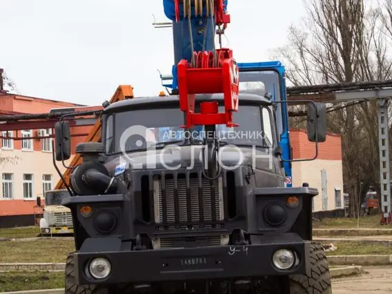 Автокран Урал 5557 2026 года новый фото 3