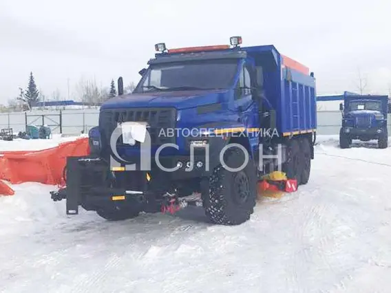 Дорожно-уборочный автомобиль Урал Next  5557 2026 года новый