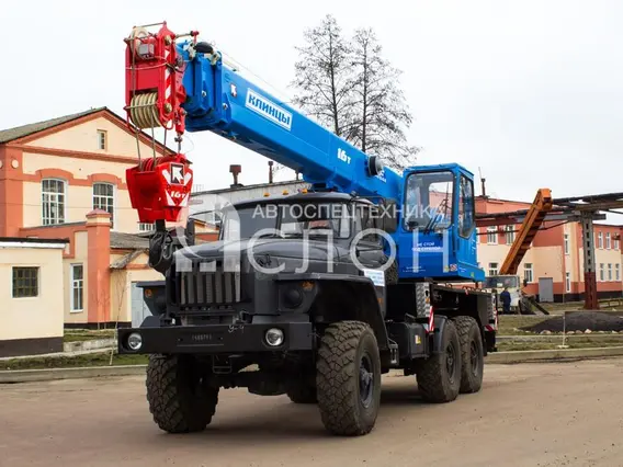 Автокран Урал 5557 2026 года новый фото 2
