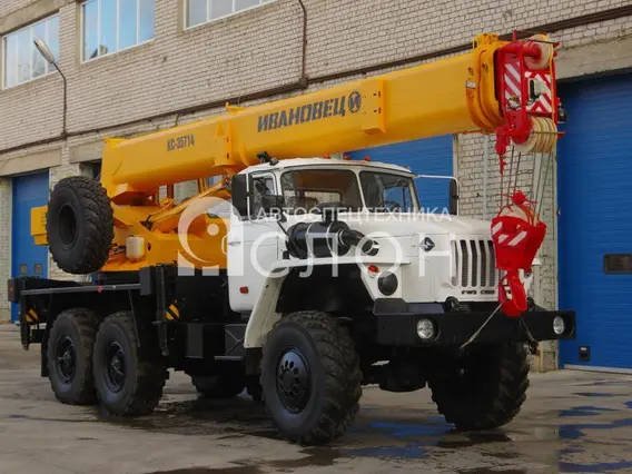 Автокран Урал 5557 2026 года новый фото 2