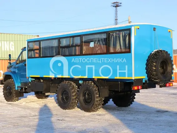 Вахтовый автобус Урал NEXT 3255 2026 года новый фото 11