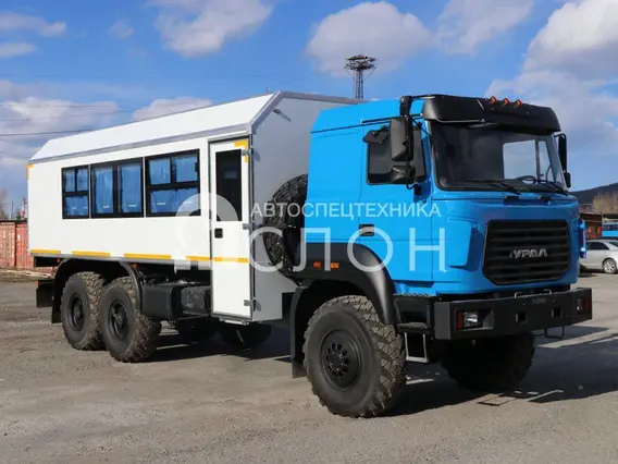 Вахтовый автобус Урал Next  5557 2026 года новый
