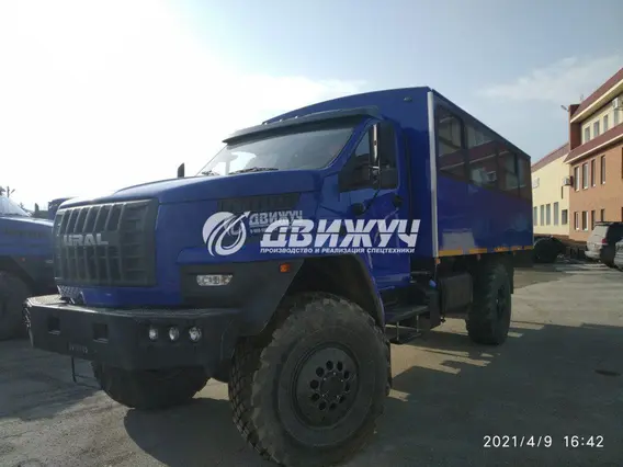 Вахтовый автобус Урал NEXT 3255  б/у