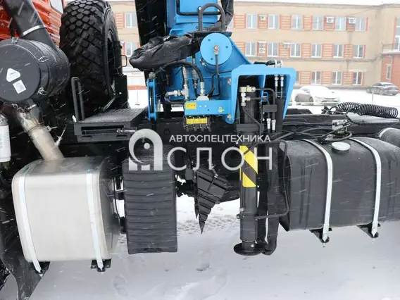 Тягач с КМУ Камаз 43118 2025 года новый фото 15