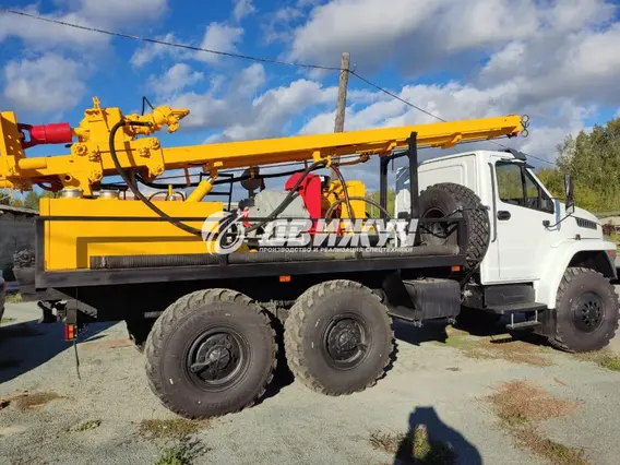 Урал Next 5557 новый