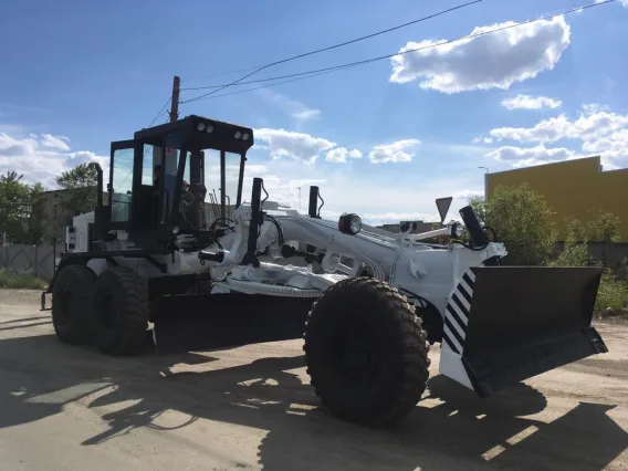 Грейдер ЧСДМ ДЗ-98 2009 года новый фото 9