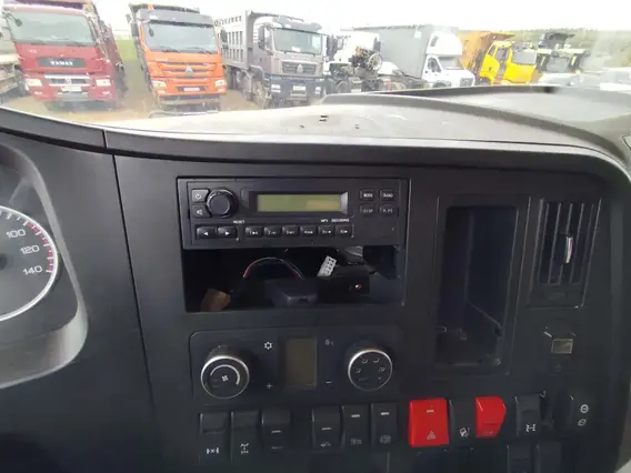 Седельный тягач Shacman SX42586V385 2022 года б/у фото 11
