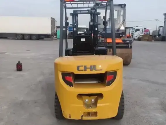 Вилочный погрузчик Dalian CPCD30 2023 года б/у