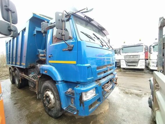Самосвал Камаз 6520 2022 года б/у