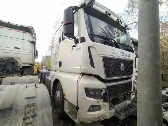Седельный тягач SITRAK C7H MAX 2023 года б/у