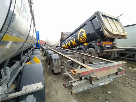 Полуприцеп-контейнеровоз Тонар 99892 2023 года б/у фото 10