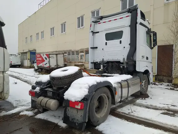 Седельный тягач Mercedes-Benz Actros 2023 года б/у фото 10