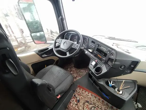 Седельный тягач Mercedes-Benz Actros 2021 года б/у фото 11