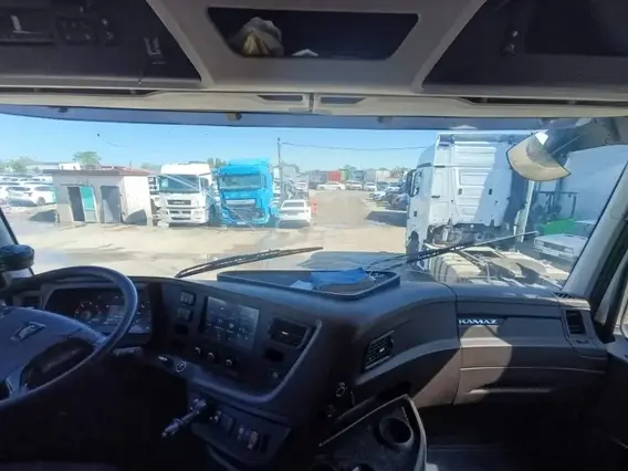 Седельный тягач Камаз 5490 2022 года б/у фото 9