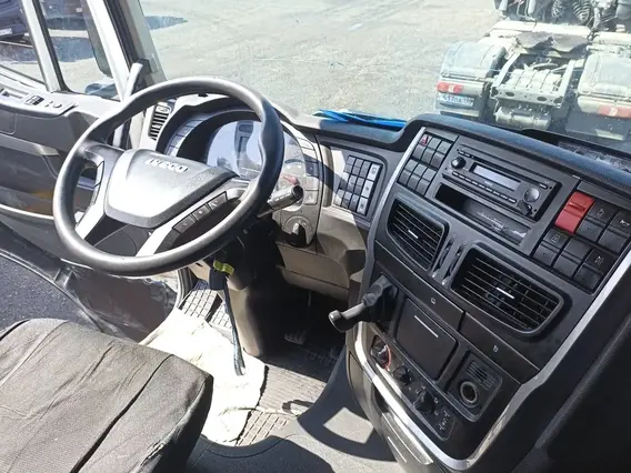 Седельный тягач IVECO Stralis 2021 года б/у фото 10