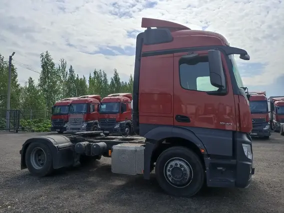 Седельный тягач Mercedes-Benz Actros 2021 года б/у фото 8
