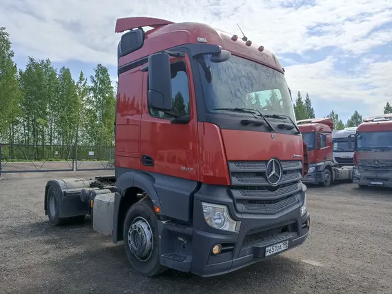 Седельный тягач Mercedes-Benz Actros 2021 года б/у