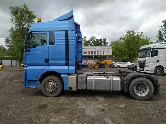 Седельный тягач SITRAK c7h 2023 года б/у фото 5