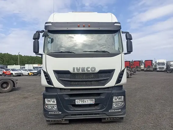 Седельный тягач IVECO Stralis 2020 года б/у фото 3