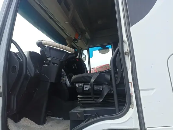 Седельный тягач IVECO Stralis 2020 года б/у фото 11