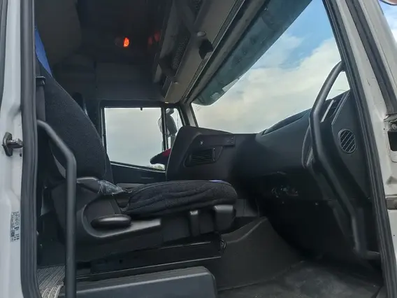 Седельный тягач IVECO Stralis 2021 года б/у фото 11