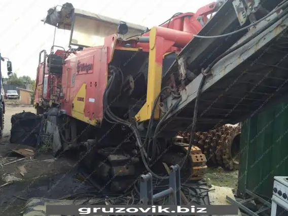 Дорожная фреза Wirtgen W2100 2003 года б/у