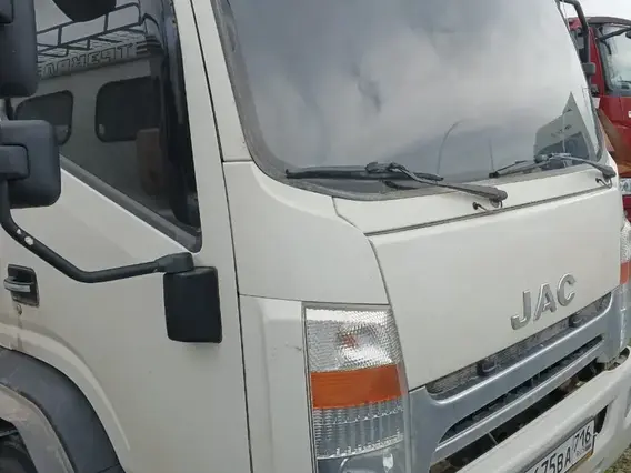 Тентованный грузовик JAC N120 2022 года б/у